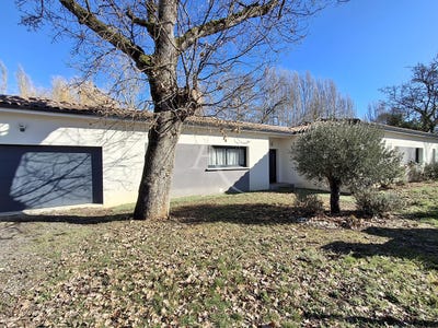 /international/fr/l-isle-jourdain-charente-310105370183/