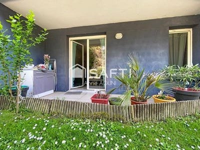 /international/fr/parempuyre-aquitaine-310108595251/