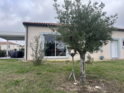 /international/fr/lalbenque-midi-pyrenees-310103060562/