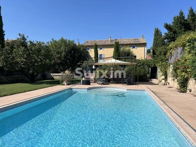 /international/fr/saint-paul-trois-chateaux-rhone-310101445549/
