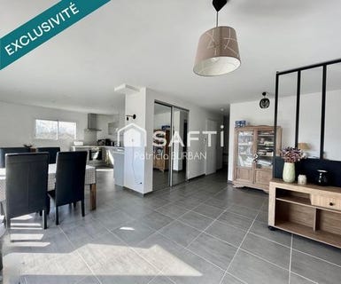 /international/fr/questembert-brittany-310099431945/