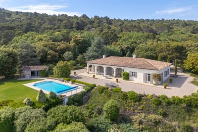 /international/fr/cabris-hh-15860530-cabris-provence-alpes-cote-d-azur-310100957240/