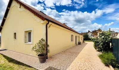 /international/fr/fourchambault-burgundy-310099784925/