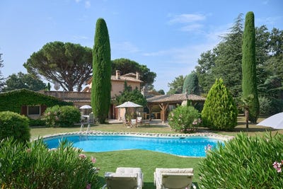 /international/fr/saint-vallier-de-thiey-provence-alpes-cote-d-azur-310099469428/?lang=zh-cn