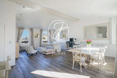 /international/fr/paris-7th-paris-310108487409/