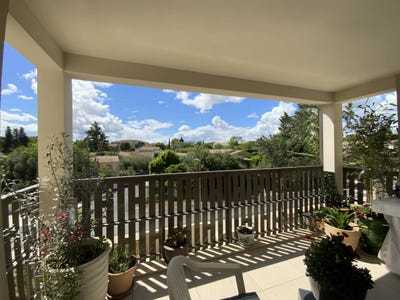 /international/fr/uzes-aquitaine-310108436058/