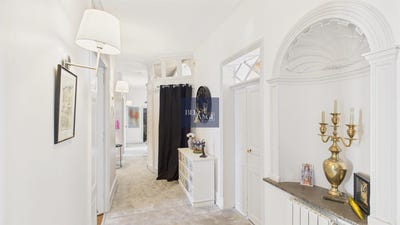 /international/fr/aubenas-rhone-310106912166/