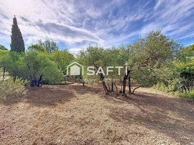 /international/fr/carces-provence-alpes-cote-d-azur-310106335176/