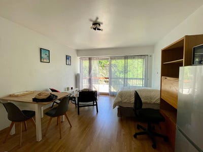 /international/fr/angers-pays-de-la-loire-310108320252/