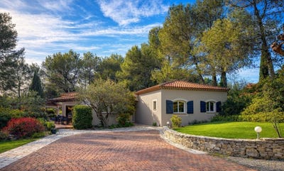 /international/fr/saint-gely-du-fesc-languedoc-roussillon-310108264722/