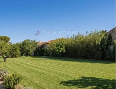 /international/fr/mouries-provence-alpes-cote-d-azur-310106937390/