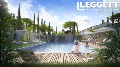 /international/fr/villeneuve-les-avignon-languedoc-roussillon-310097496257/