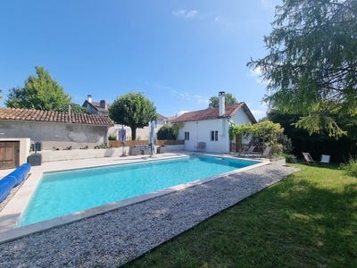 /international/fr/bonnes-charente-310108900510/?lang=th