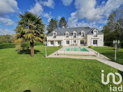 /international/fr/montereau-centre-val-de-loire-310100644357/