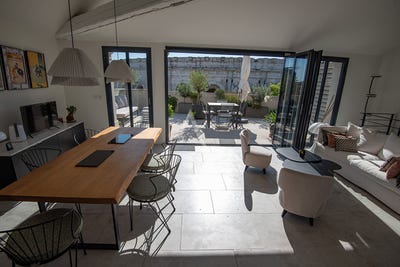 /international/fr/nimes-languedoc-roussillon-310107520706/