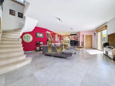 /international/fr/saint-georges-sur-cher-centre-val-de-loire-120095136279/?lang=zh-tw