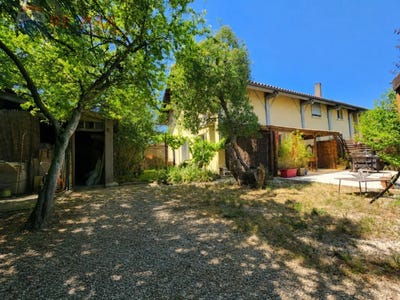 /international/fr/carcassonne-languedoc-roussillon-310108529829/