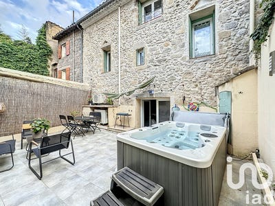 /international/fr/montagnac-auvergne-310100666724/