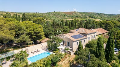 /international/fr/pezenas-languedoc-roussillon-310101512321/?lang=fr