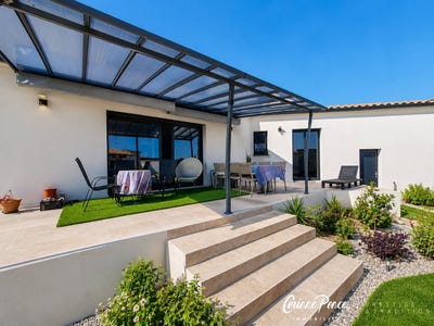 /international/fr/moussac-languedoc-roussillon-310106290408/