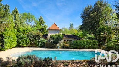 /international/fr/couze-et-saint-front-aquitaine-310106399239/