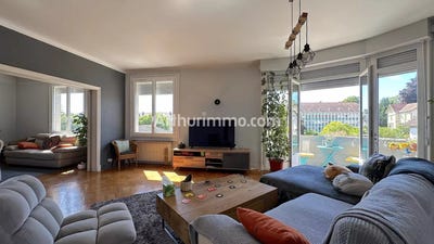 /international/fr/lons-le-saunier-franche-comte-310108460325/