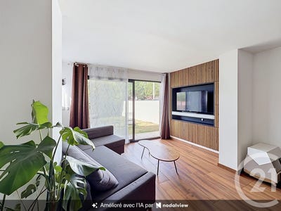 /international/fr/lavaur-midi-pyrenees-310109867981/