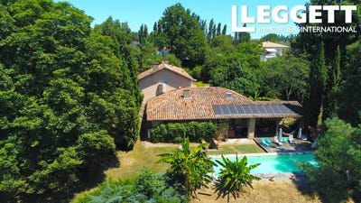 /international/fr/tombeboeuf-aquitaine-310100958432/