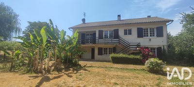 /international/fr/la-creche-calais-310109018070/?lang=id
