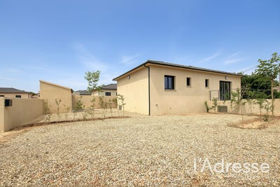 /international/fr/lucciana-corsica-310109147554/