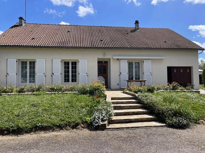 /international/fr/neuvic-entier-limousin-310106360125/