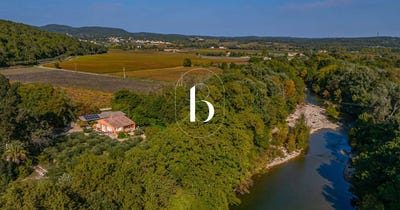 /international/fr/goudargues-languedoc-roussillon-310108376883/