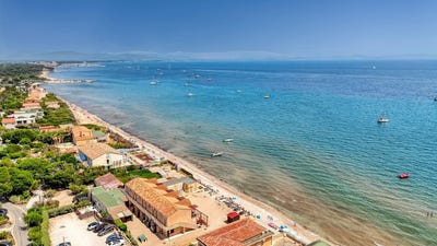 /international/fr/hyeres-provence-alpes-cote-d-azur-310110413714/