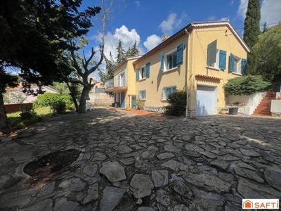 /international/fr/la-garde-provence-alpes-cote-d-azur-120094599517/