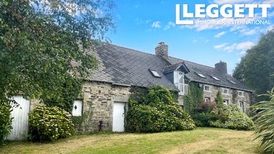 /international/fr/lanfains-brittany-310108698713/