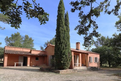 /international/fr/roussillon-burgundy-120092398939/