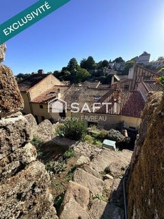 /international/fr/parthenay-charente-310119341207/