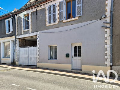 /international/fr/lurcy-levis-auvergne-310108948660/