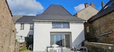 /international/fr/chateau-chinon-ville-burgundy-310108291680/