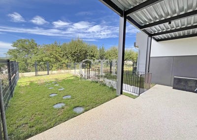 /international/fr/vaison-la-romaine-provence-alpes-cote-d-azur-310102133376/