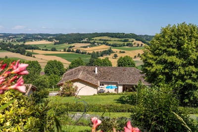 /international/fr/lauzerte-midi-pyrenees-310101176193/?lang=it