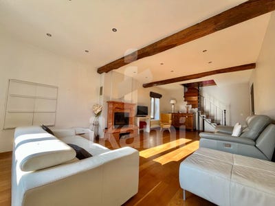 /international/fr/la-buisse-rhone-310100538316/