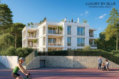 /international/fr/antibes-provence-alpes-cote-d-azur-310108452819/