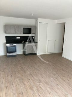 /international/fr/angers-pays-de-la-loire-310107470537/