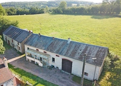 /international/fr/montsauche-les-settons-burgundy-310108454498/