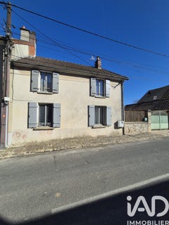 /international/fr/montreuil-aux-lions-picardie-310106135079/