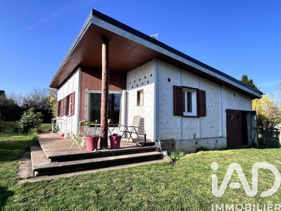 /international/fr/lafeuillade-en-vezie-auvergne-310106966090/