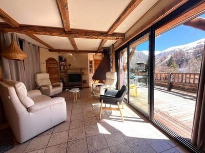 /international/fr/crevoux-provence-alpes-cote-d-azur-310108869831/