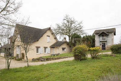/international/fr/nontron-aquitaine-310107222942/
