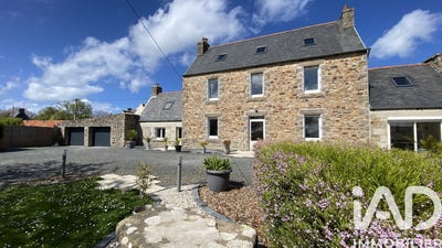 /international/fr/lannion-brittany-310107443795/